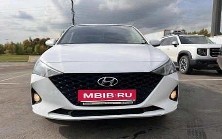 Hyundai Solaris II рестайлинг, 2022 год, 1 285 000 рублей, 2 фотография