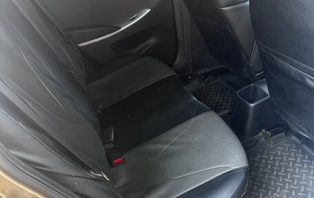 Hyundai Solaris II рестайлинг, 2011 год, 600 000 рублей, 3 фотография