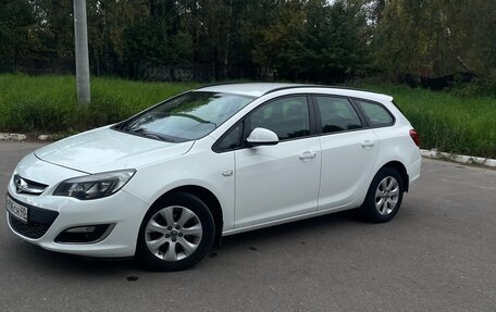 Opel Astra J, 2013 год, 795 000 рублей, 3 фотография