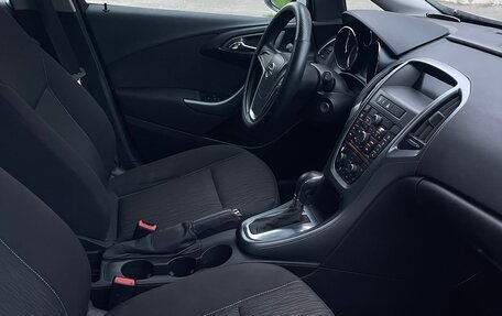 Opel Astra J, 2013 год, 795 000 рублей, 9 фотография