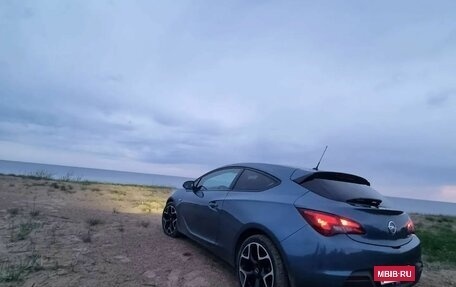 Opel Astra J, 2013 год, 725 000 рублей, 2 фотография