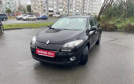Renault Megane III, 2012 год, 670 000 рублей, 2 фотография