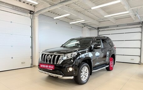 Toyota Land Cruiser Prado 150 рестайлинг 2, 2017 год, 4 999 900 рублей, 2 фотография