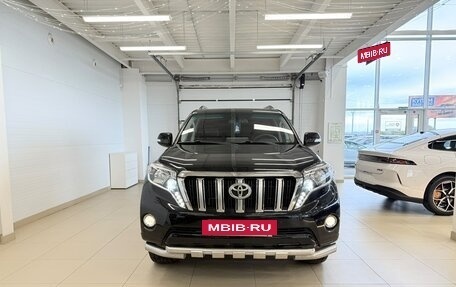 Toyota Land Cruiser Prado 150 рестайлинг 2, 2017 год, 4 999 900 рублей, 9 фотография