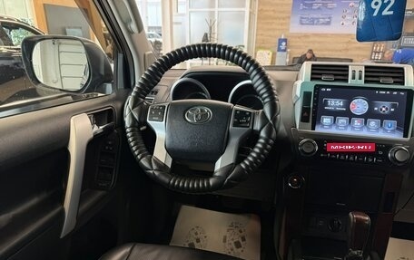 Toyota Land Cruiser Prado 150 рестайлинг 2, 2017 год, 4 999 900 рублей, 14 фотография