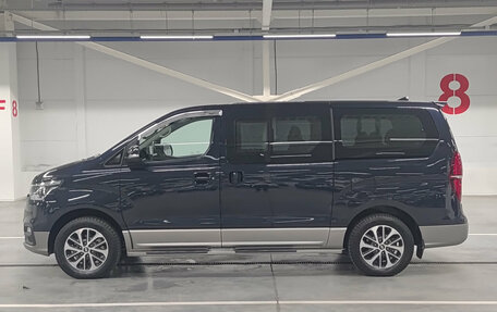 Hyundai Grand Starex Grand Starex I рестайлинг 2, 2020 год, 4 950 000 рублей, 8 фотография