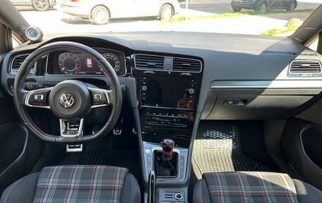 Volkswagen Golf GTI VII, 2019 год, 2 500 000 рублей, 6 фотография