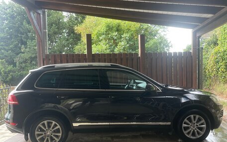 Volkswagen Touareg III, 2013 год, 1 800 000 рублей, 3 фотография