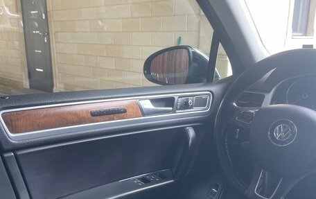 Volkswagen Touareg III, 2013 год, 1 800 000 рублей, 7 фотография