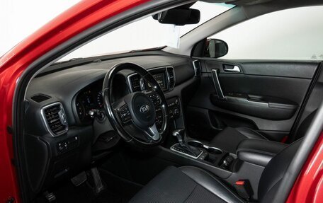 KIA Sportage IV рестайлинг, 2018 год, 1 980 000 рублей, 5 фотография