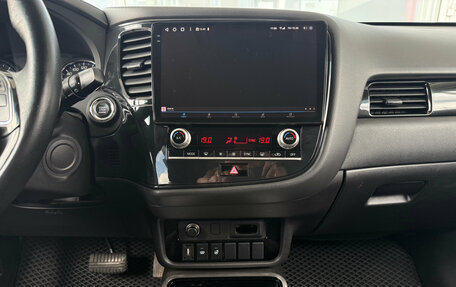 Mitsubishi Outlander III рестайлинг 3, 2021 год, 2 039 000 рублей, 7 фотография