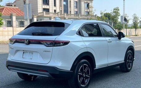 Honda Vezel, 2023 год, 2 000 000 рублей, 6 фотография