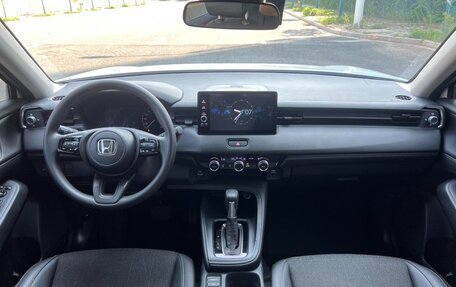 Honda Vezel, 2023 год, 2 000 000 рублей, 8 фотография