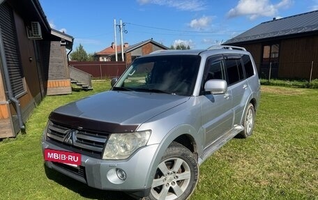Mitsubishi Pajero IV, 2006 год, 1 150 000 рублей, 2 фотография