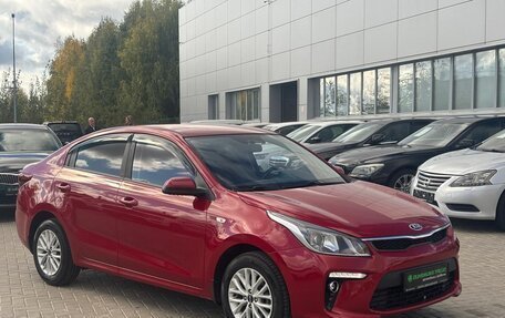 KIA Rio IV, 2018 год, 1 350 000 рублей, 2 фотография