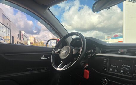 KIA Rio IV, 2018 год, 1 350 000 рублей, 28 фотография