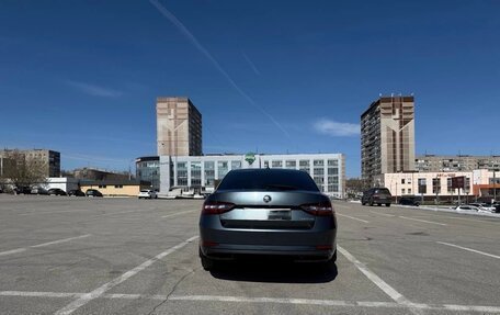 Skoda Superb III рестайлинг, 2018 год, 1 790 000 рублей, 10 фотография