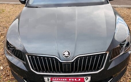 Skoda Superb III рестайлинг, 2018 год, 1 790 000 рублей, 4 фотография
