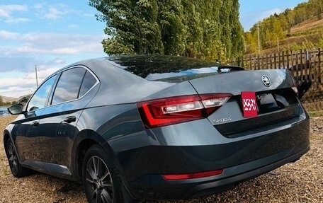 Skoda Superb III рестайлинг, 2018 год, 1 790 000 рублей, 12 фотография