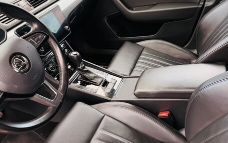 Skoda Superb III рестайлинг, 2018 год, 1 790 000 рублей, 14 фотография