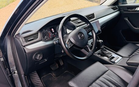 Skoda Superb III рестайлинг, 2018 год, 1 790 000 рублей, 15 фотография