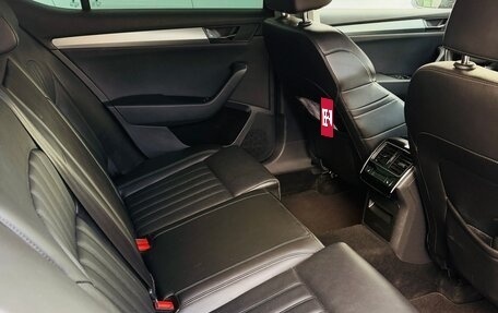 Skoda Superb III рестайлинг, 2018 год, 1 790 000 рублей, 24 фотография