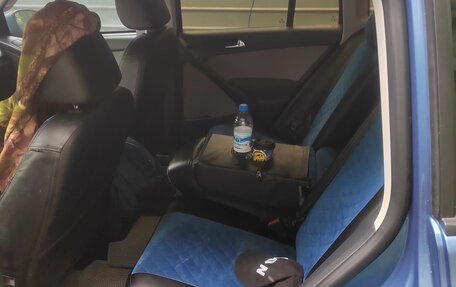 Volkswagen Tiguan I, 2010 год, 850 000 рублей, 8 фотография