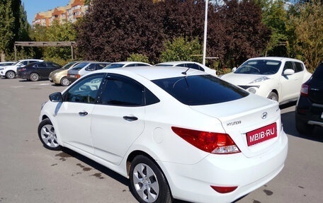 Hyundai Solaris II рестайлинг, 2014 год, 495 000 рублей, 1 фотография
