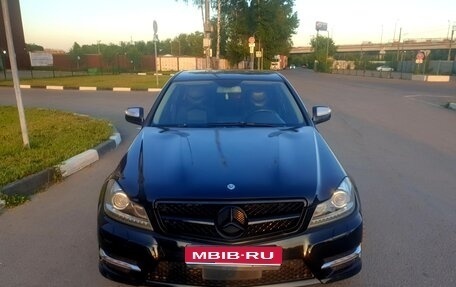Mercedes-Benz C-Класс, 2007 год, 1 050 000 рублей, 1 фотография