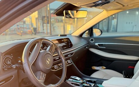 Hyundai Sonata VIII, 2022 год, 2 700 000 рублей, 5 фотография