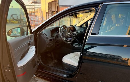 Hyundai Sonata VIII, 2022 год, 2 700 000 рублей, 4 фотография