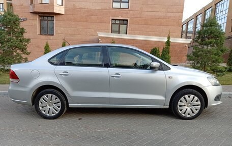 Volkswagen Polo VI (EU Market), 2014 год, 650 000 рублей, 2 фотография