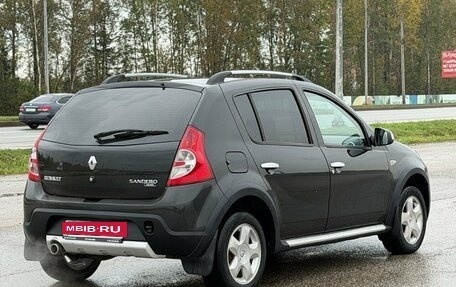 Renault Sandero I, 2012 год, 655 000 рублей, 2 фотография
