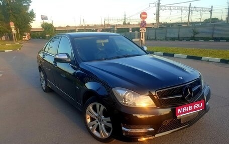 Mercedes-Benz C-Класс, 2007 год, 1 050 000 рублей, 2 фотография