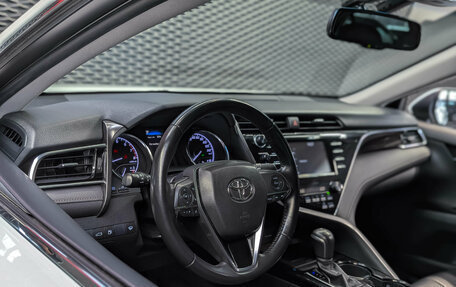 Toyota Camry, 2018 год, 2 485 000 рублей, 11 фотография