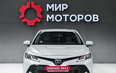 Toyota Camry, 2018 год, 2 485 000 рублей, 2 фотография