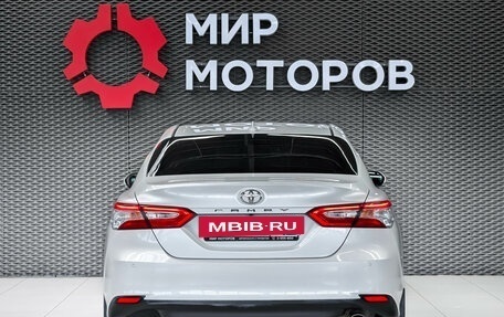Toyota Camry, 2018 год, 2 485 000 рублей, 6 фотография
