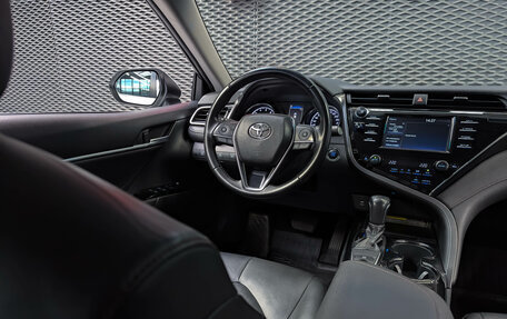 Toyota Camry, 2018 год, 2 485 000 рублей, 16 фотография