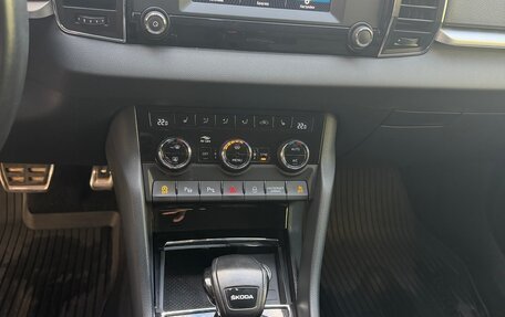 Skoda Karoq I, 2020 год, 1 700 000 рублей, 18 фотография