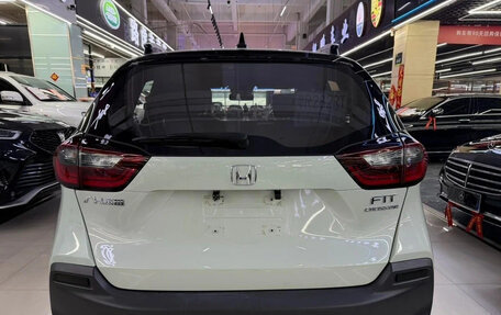 Honda Fit, 2022 год, 1 020 000 рублей, 7 фотография