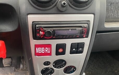 Renault Logan I, 2006 год, 250 000 рублей, 13 фотография