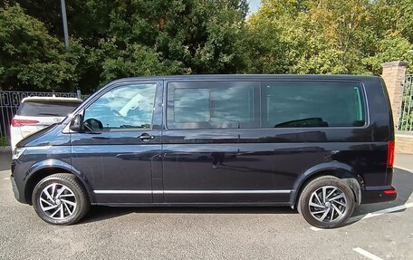 Volkswagen Multivan T6 рестайлинг, 2021 год, 7 199 000 рублей, 5 фотография