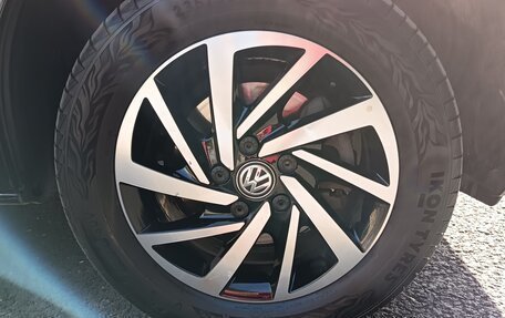 Volkswagen Multivan T6 рестайлинг, 2021 год, 7 199 000 рублей, 10 фотография