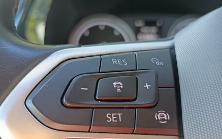 Volkswagen Multivan T6 рестайлинг, 2021 год, 7 199 000 рублей, 20 фотография