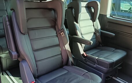 Volkswagen Multivan T6 рестайлинг, 2021 год, 7 199 000 рублей, 32 фотография
