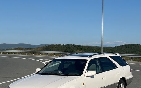Toyota Camry, 1998 год, 400 000 рублей, 8 фотография