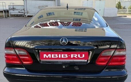Mercedes-Benz CLK-Класс, 2001 год, 850 000 рублей, 6 фотография