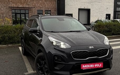 KIA Sportage IV рестайлинг, 2021 год, 1 990 000 рублей, 2 фотография