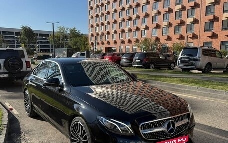 Mercedes-Benz E-Класс, 2019 год, 4 000 000 рублей, 3 фотография