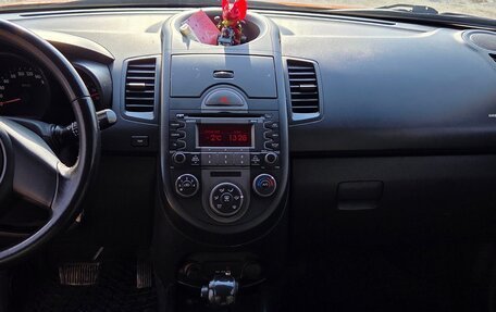 KIA Soul I рестайлинг, 2009 год, 700 000 рублей, 10 фотография